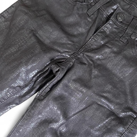 Rock & Republic Metallic Snakeskin Black Jeans Size 2 - Picture 3 of 6